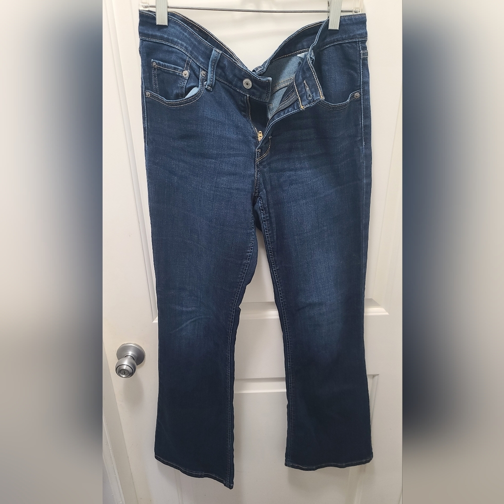 Levi's 518 Bootcut Jeans-Dark Wash Size 11 - Picture 2 of 11